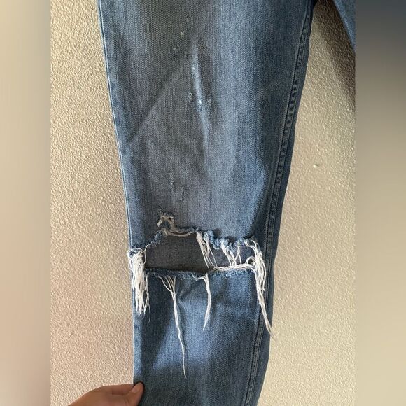 Reformation Julia High Waist Cigarette Jean Straight Leg Distressed Size 28 - Picture 4 of 9